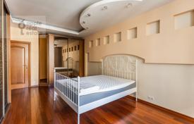 3 dormitorio piso 146 m² en district Zamoskvorechye, Rusia. 115 000 000 ₽