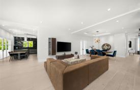 Casa de pueblo – Coral Gables, Florida, Estados Unidos. $5 200 000