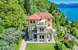 Villa – Ghiffa, Piedmont, Italia. 9 900 000 €