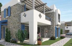 4 dormitorio piso 135 m² en Gümüşlük, Turquía. 33 317 000 TRY