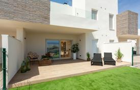 3 dormitorio chalet 96 m² en Algorfa, España. 349 000 €