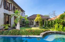 2 dormitorio villa 155 m² en Jalan Umalas, Indonesia. $442 000
