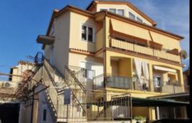 4 dormitorio piso 246 m² en Fažana, Croacia. 460 000 €