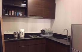 1-dormitorio apartamentos en condominio en Phaya Thai, Tailandia. $187 000