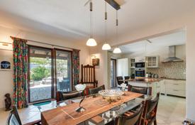 4 dormitorio chalet 180 m² en Bar city, Montenegro. 389 000 €