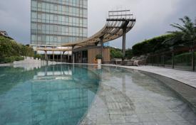 2-dormitorio apartamentos en condominio en Watthana, Tailandia. $1 182 000