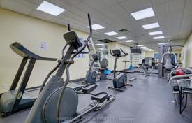 6 dormitorio piso en Etobicoke, Canadá. C$784 000