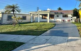 Casa de pueblo – West Park, Broward, Florida,  Estados Unidos. $570 000