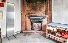 6 dormitorio casa de pueblo en York, Canadá. C$1 144 000