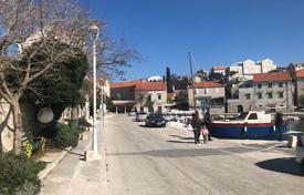 4 dormitorio casa de pueblo 159 m² en Sumartin, Croacia. 650 000 €