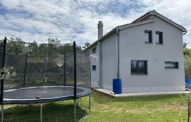 3 dormitorio casa de pueblo 181 m² en Pula, Croacia. 450 000 €