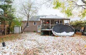5 dormitorio casa de pueblo en North York, Canadá. C$1 819 000