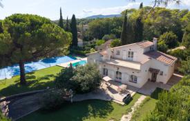 6 dormitorio villa en Mougins, Francia. 1 170 000 €