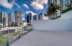 Condominio – Miami, Florida, Estados Unidos. $820 000