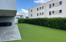 3 dormitorio piso 94 m² en Vodice, Croacia. 380 000 €