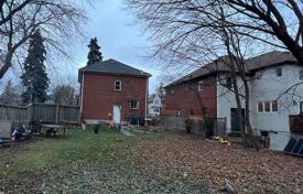 7 dormitorio casa de pueblo en North York, Canadá. C$1 967 000