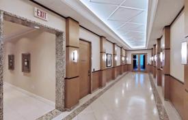 2 dormitorio piso en Etobicoke, Canadá. C$1 055 000