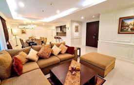 4-dormitorio apartamentos en condominio en Watthana, Tailandia. $6 700  por semana