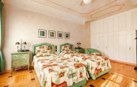 35 dormitorio villa en Forte dei Marmi, Italia. Price on request