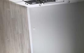2 dormitorio piso en Yonge Street, Canadá. C$799 000