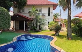 3 dormitorio villa 200 m² en Pattaya, Tailandia. $343 000