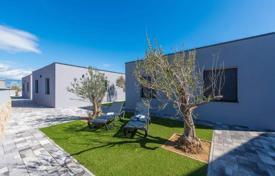 27 dormitorio villa 1000 m² en Zadar, Croacia. 5 500 000 €