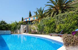 5 dormitorio villa 315 m² en Budva city, Montenegro. 1 250 000 €