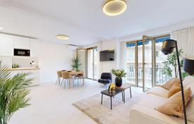 3 dormitorio piso 74 m² en Le Carré d'Or, Francia. 729 000 €