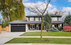 Casa de pueblo – Etobicoke, Toronto, Ontario,  Canadá. C$2 321 000