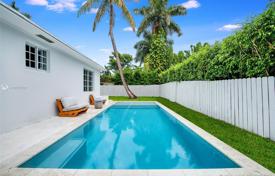 5 dormitorio villa 196 m² en Miami Beach, Estados Unidos. $1 350 000