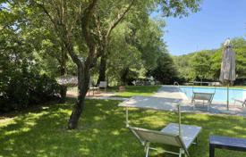Terreno en Corciano, Italia. 1 380 000 €