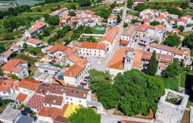 2 dormitorio casa de pueblo 117 m² en Barban, Croacia. 150 000 €
