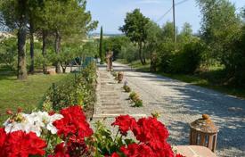 19 dormitorio villa 990 m² en Castiglione del Lago, Italia. 1 600 000 €