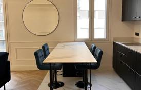 3 dormitorio piso en Antibes, Francia. 494 000 €