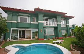 5 dormitorio villa en Marbella, España. 10 200 €  por semana