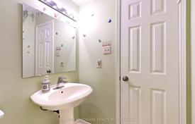 8 dormitorio casa de pueblo en Scarborough, Canadá. C$1 998 000