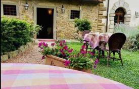 15 dormitorio villa 1350 m² en Cortona, Italia. 3 500 000 €