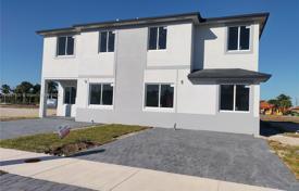 5 dormitorio casa de pueblo en Goulds, Estados Unidos. $590 000