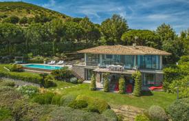 6 dormitorio villa en Ramatyuel, Francia. Price on request