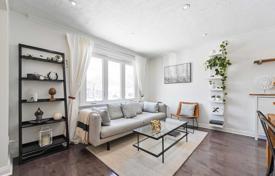7 dormitorio casa de pueblo en North York, Canadá. C$1 302 000