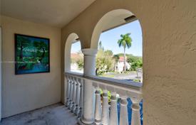 3 dormitorio casa de pueblo 134 m² en Miami, Estados Unidos. $470 000