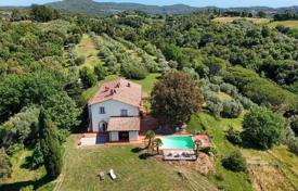 6 dormitorio villa 375 m² en Riparbella, Italia. 1 580 000 €