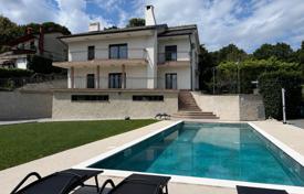 7 dormitorio casa de pueblo 306 m² en Matulji, Croacia. 990 000 €
