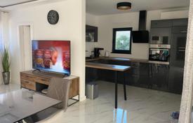 3 dormitorio piso 137 m² en Srima, Croacia. 490 000 €
