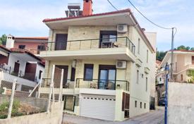 6 dormitorio casa de pueblo 273 m² en Pefkochori, Grecia. 590 000 €
