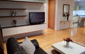 2-dormitorio apartamentos en condominio en Khlong Toei, Tailandia. $456 000