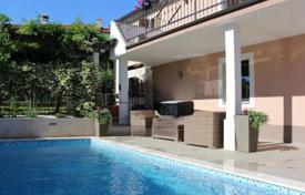 7 dormitorio casa de pueblo 220 m² en Istria County, Croacia. 530 000 €
