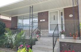 3 dormitorio casa de pueblo en Etobicoke, Canadá. C$1 179 000