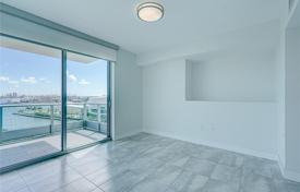 1-dormitorio apartamentos en condominio 87 m² en Miami, Estados Unidos. $722 000