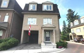 Casa de pueblo – Scarborough, Toronto, Ontario,  Canadá. C$1 007 000